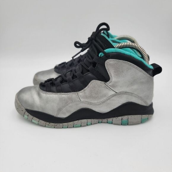 Nike Air Jordan X Size 7Y Silver  Lady Liberty Sneaker 705179-045 Womens sz 8.5 - Picture 1 of 9